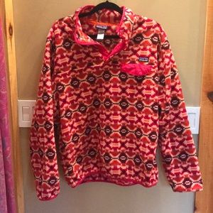 Red print Patagonia synchilla